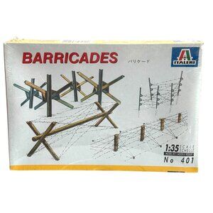 Italeri Military Barricades 1:35 Model Kit No 401 Diorama Factory Sealed 1995